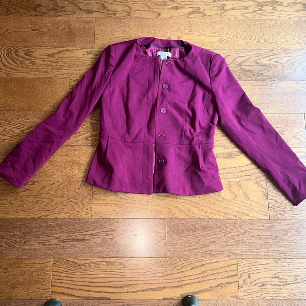 Liz Claiborne magenta blazer (size: Small)